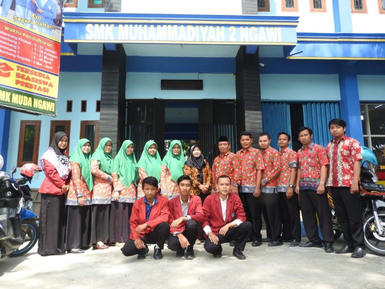 Mahasiswa Melaksanakan PPL